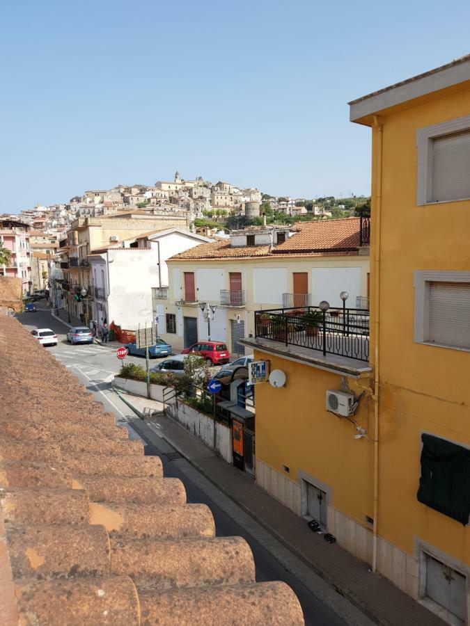 B&B Dimora Del Centro Scalea Extérieur photo