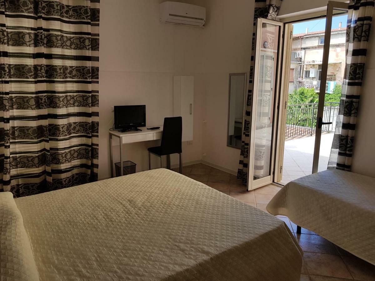 B&B Dimora Del Centro Scalea Extérieur photo
